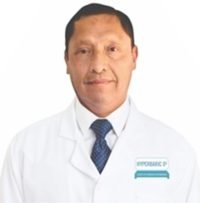 Dr. CARLOS LOARTE